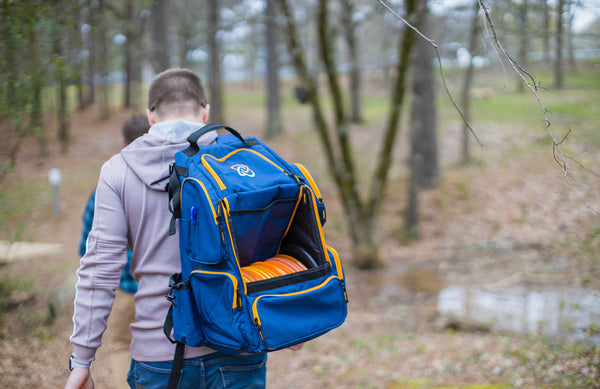 DISCOLOGY DISC GOLF IZZO BAG - DISC GOLF BACKPACK - 26+ DISC CAPACITY - LARGE STORAGE CAPACITY - DURABLE, WATER AND TEAR RESISTANT